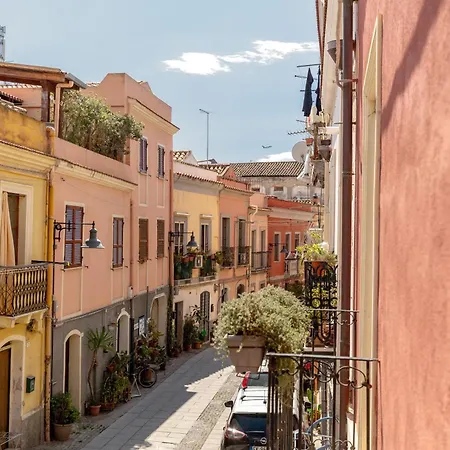Domus De Silva - Appartamento In Centro Storico A Cagliari Exterior photo